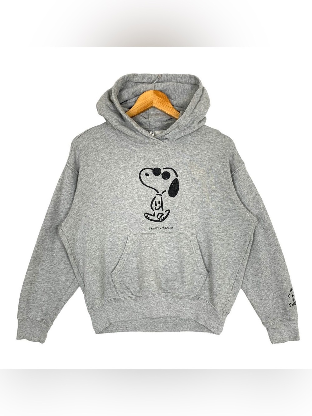 Uniqlo UT x Yu Nagaba Peanuts Snoopy Gray Hoodie Sweatshirt Medium